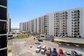 Silkhaus Modern 1bdr Canal Access Yas Island