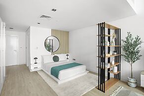 Silkhaus New Studio Liberty House Metro Difc
