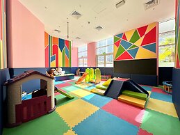 Silkhaus Large Studio Madison Res High Floor
