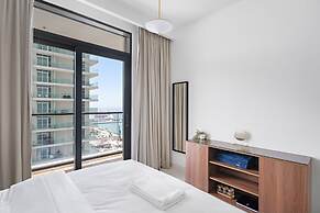 Silkhaus 1 BDR Sea View Retreat Private Beach
