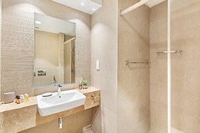 Silkhaus Luxury 2BR Maid Free Beach Access