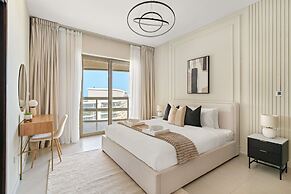 Silkhaus Luxury 2BR Maid Free Beach Access