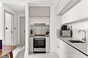 Silkhaus Tower With Private Beach Marina Vista
