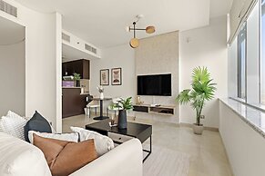 Silkhaus Modern Studio in Sky Gardens Tower Difc