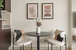 Silkhaus Modern Studio in Sky Gardens Tower Difc