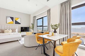 Silkhaus Sea View Studio in Pixel Private Beach