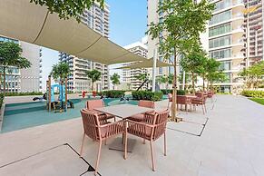 Silkhaus Waterfront 1BR in Marina Vista Tower
