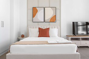 Silkhaus Chic Studio Pixel Tower Private Beach