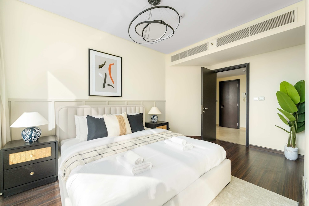 Silkhaus Premium 2bdr Stay Sky Gardens Difc