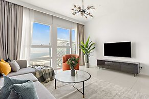 Silkhaus Chic 2BR in Horizon Tower Near Beach