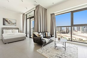 Silkhaus Chic Studio Private Beach Pixel Tower