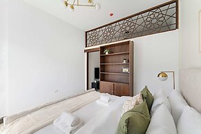 Silkhaus 1BR BIG Studio Space Pantheon Blvd