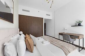 Silkhaus 1BR BIG Studio Space Pantheon Blvd
