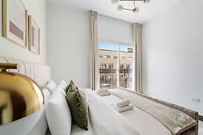 Silkhaus 1BR BIG Studio Space Pantheon Blvd