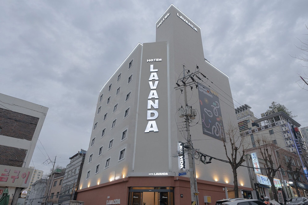 HOTEL LAVANDA