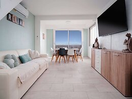 Light Filled Property Near Sea