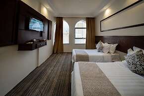 Mawten Snood Hotel
