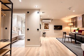 VCity Suites at Teachers