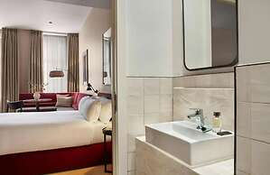 VCity Suites at Teachers