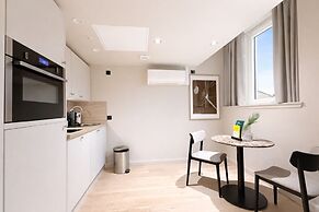 VCity Suites at Teachers