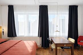 La Maison Fives