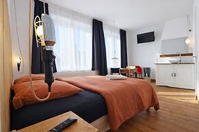 La Maison Fives