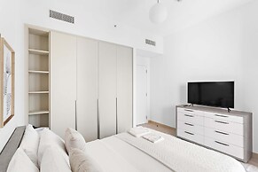 Silkhaus Stylish 1bdr With Pool Balcony Dubai Creek Harbour