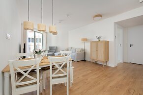 Large Apartment With sea View, Indoor Pool