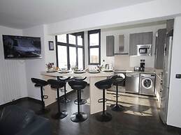Villa in Anglet Between Ocean, Forests