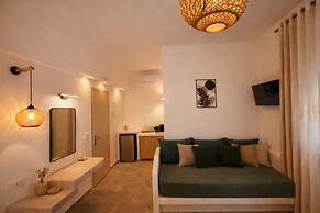 Dauti Central Suites