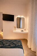 Dauti Central Suites