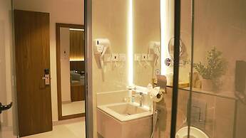 Roses S Hotel