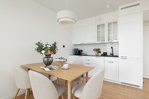 Apartment With Direct sea View