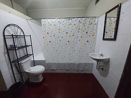 Hostal Harvest House
