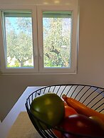 Olive Garden Farmhouse