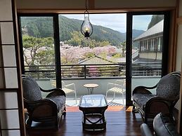 Suikouensakura