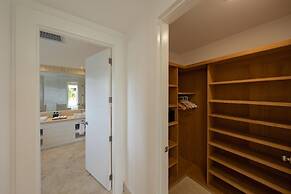 Arrecife 39 - Spacious 5BR Villa Near Beach Golf