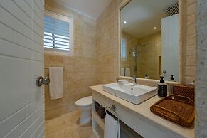 Arrecife 39 - Spacious 5BR Villa Near Beach Golf