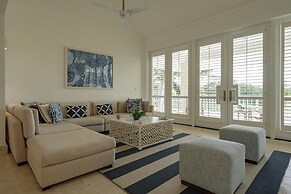 Arrecife 39 - Spacious 5BR Villa Near Beach Golf
