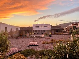 Mykonos Dot - Art Homes