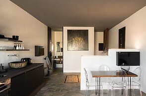 Mykonos Dot - Art Homes