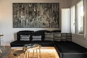 Mykonos Dot - Art Homes