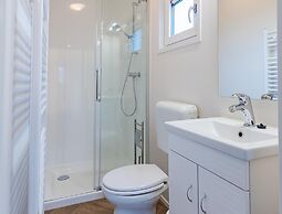 Bright Beachside Base in Burgh-haamstede