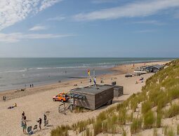 Bright Beachside Base in Burgh-haamstede