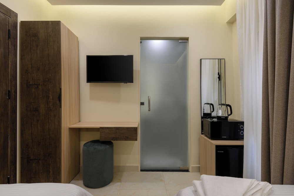 Hazel Spaces Heliopolis