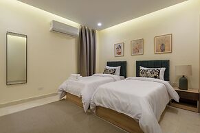 Hazel Spaces Heliopolis