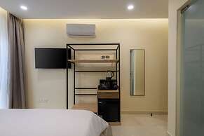 Hazel Spaces Heliopolis