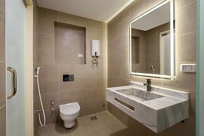 Hazel Spaces Heliopolis