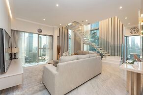 PVH - Central Park 1BR with Study Room