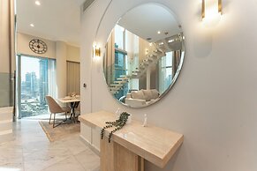 PVH - Central Park 1BR with Study Room